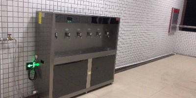圣蓝校园直饮水机：为学生提供安全饮水
