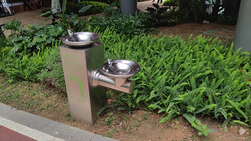 公园户外饮水台
