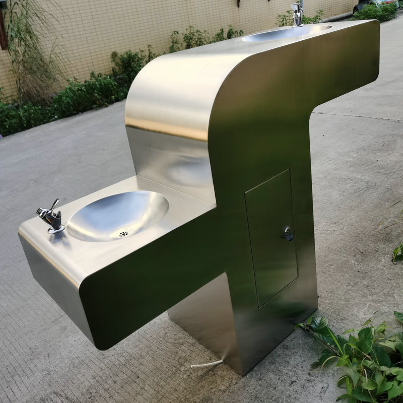 公园直饮水台