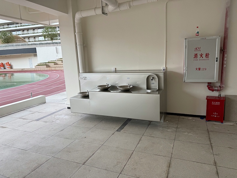 校园不锈钢饮水台