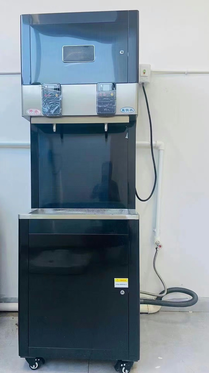 学校扫码直饮水机