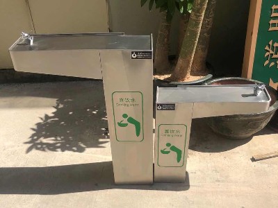 小区公园景区无障碍户外直饮水台