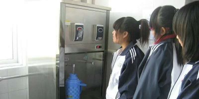 校园饮水升级提速，刷卡直饮水机成智慧校园刚需配置