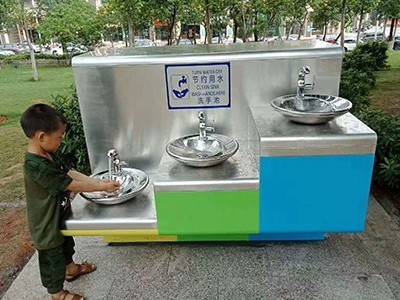 幼儿园用户外公共洗手台-圣蓝净水设备公司