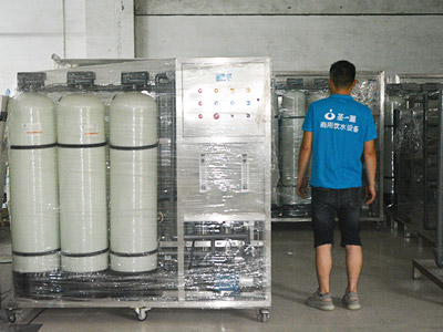 深圳圣蓝-纯净水设备成品仓