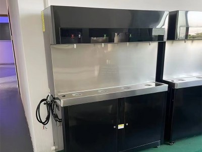 守护师生饮水健康 智能直饮水机“入驻”中学校园
