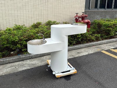 2026年各地加快学校卫生设施改造，户外洗手池定制需求持续升温