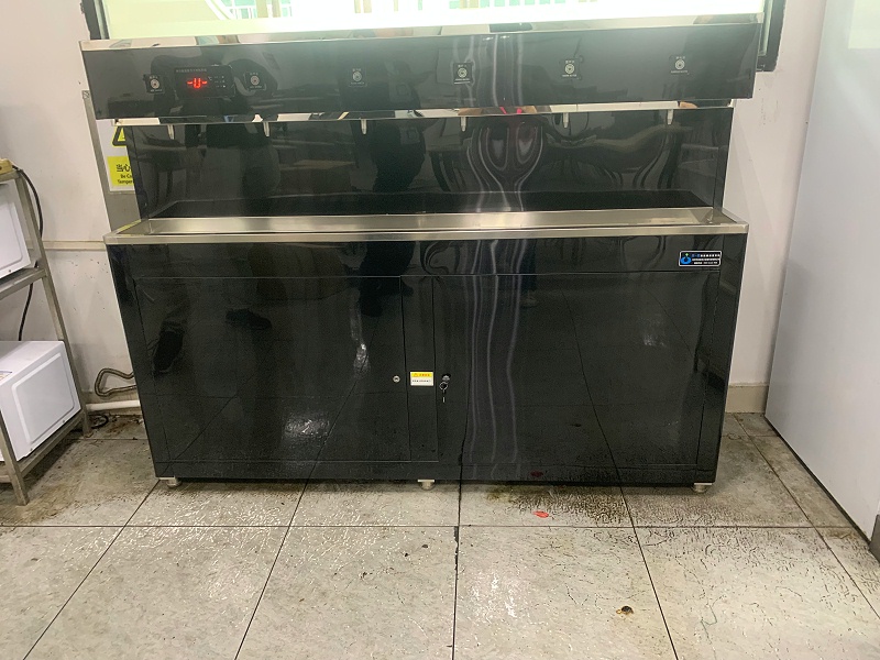 学校直饮水机